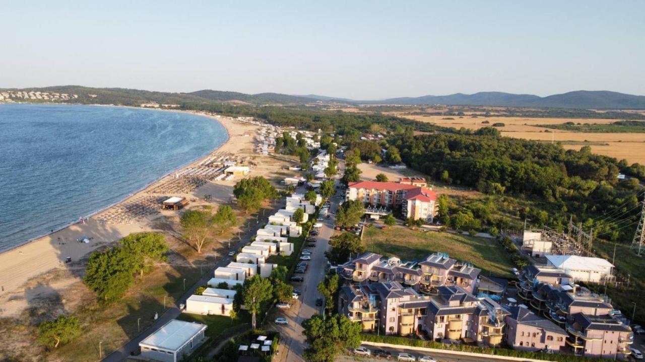 Къмпинг Градина Луксозен Апартамент Τσερνομόρετς Εξωτερικό φωτογραφία